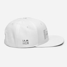 Load image into Gallery viewer, Snapback Hat white
